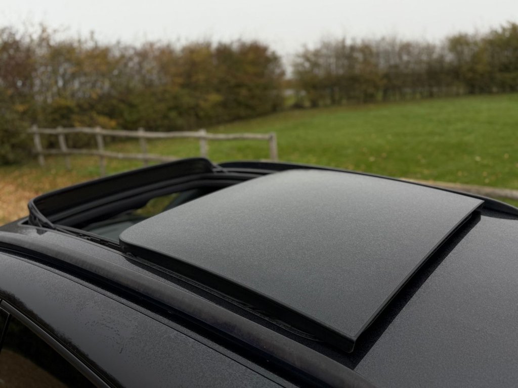 Used Porsche Macan 2019 for sale - 76386605: Photo 3