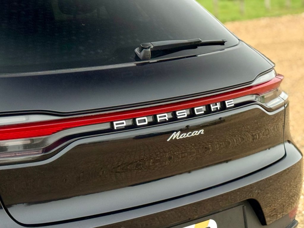 Used Porsche Macan 2019 for sale - 76386605: Photo 32