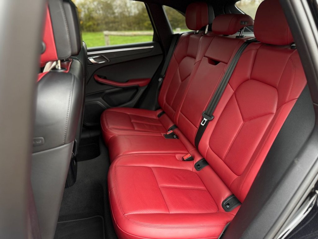 Used Porsche Macan 2019 for sale - 76386605: Photo 42