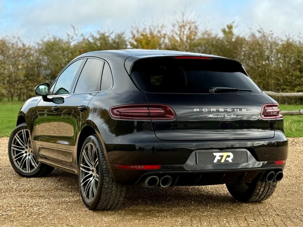 Used Porsche Macan 2018 for sale - 76333988: Photo 32