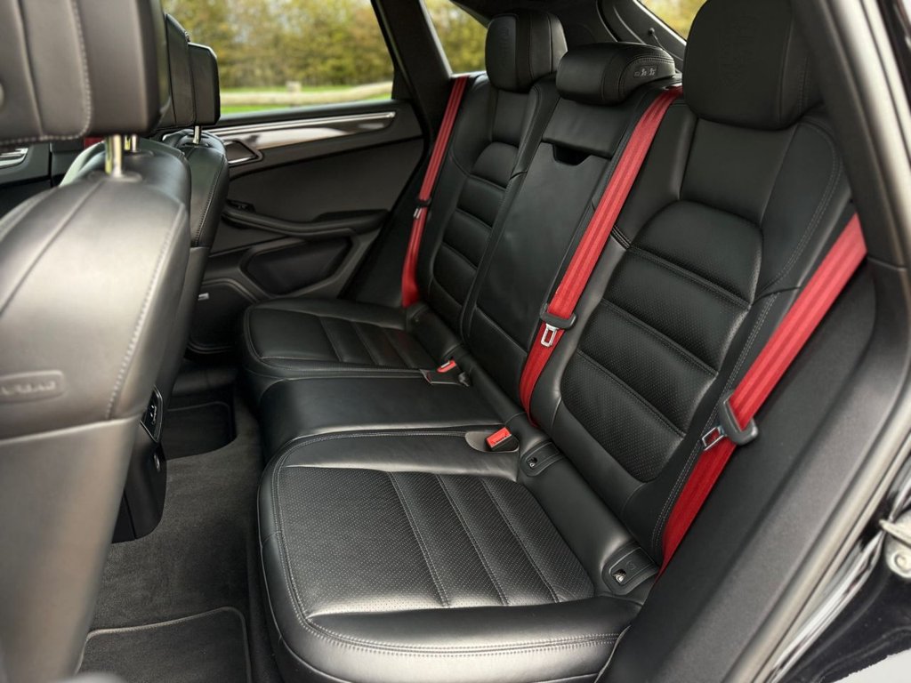 Used Porsche Macan 2018 for sale - 76333988: Photo 47