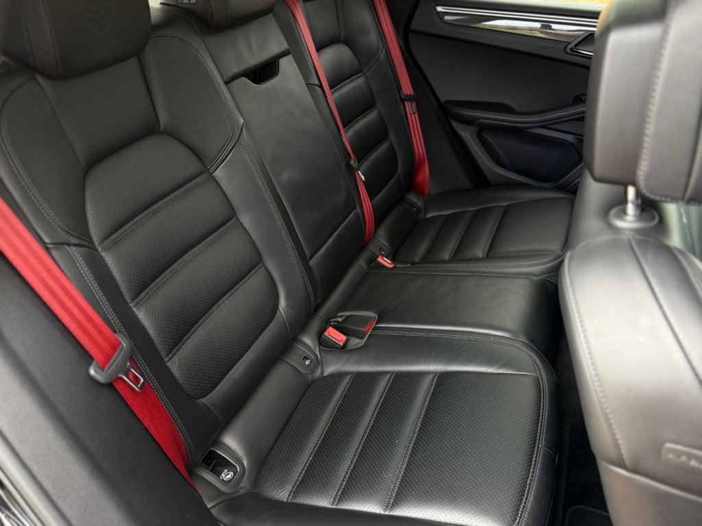 Used Porsche Macan 2018 for sale - 76333988: Photo 48