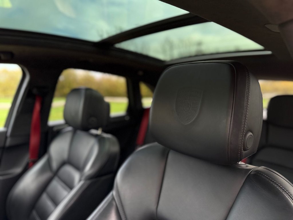 Used Porsche Macan 2018 for sale - 76333988: Photo 49