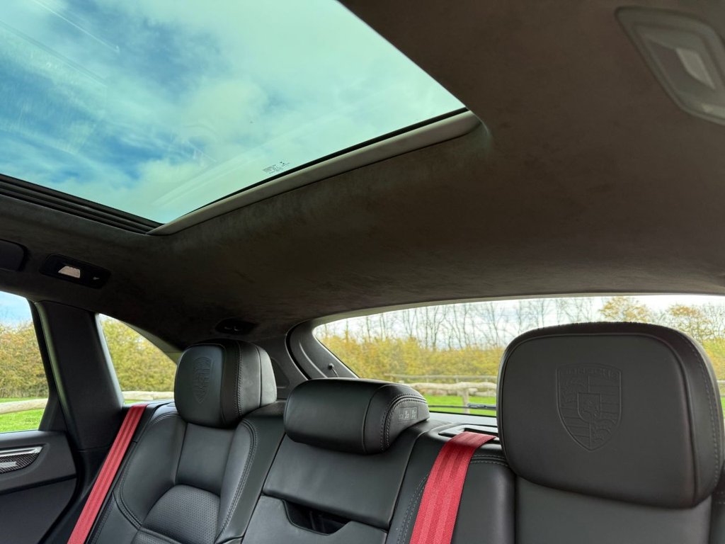 Used Porsche Macan 2018 for sale - 76333988: Photo 9