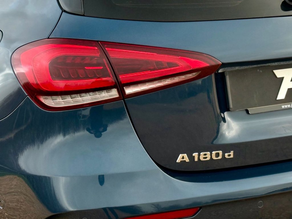 Used Mercedes-Benz A-Class 2019 for sale - 76546681: Photo 32