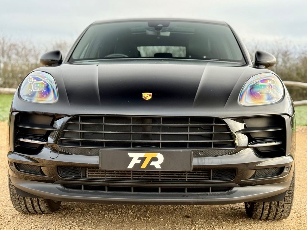 Used Porsche Macan 2021 for sale - 76632266: Photo 19