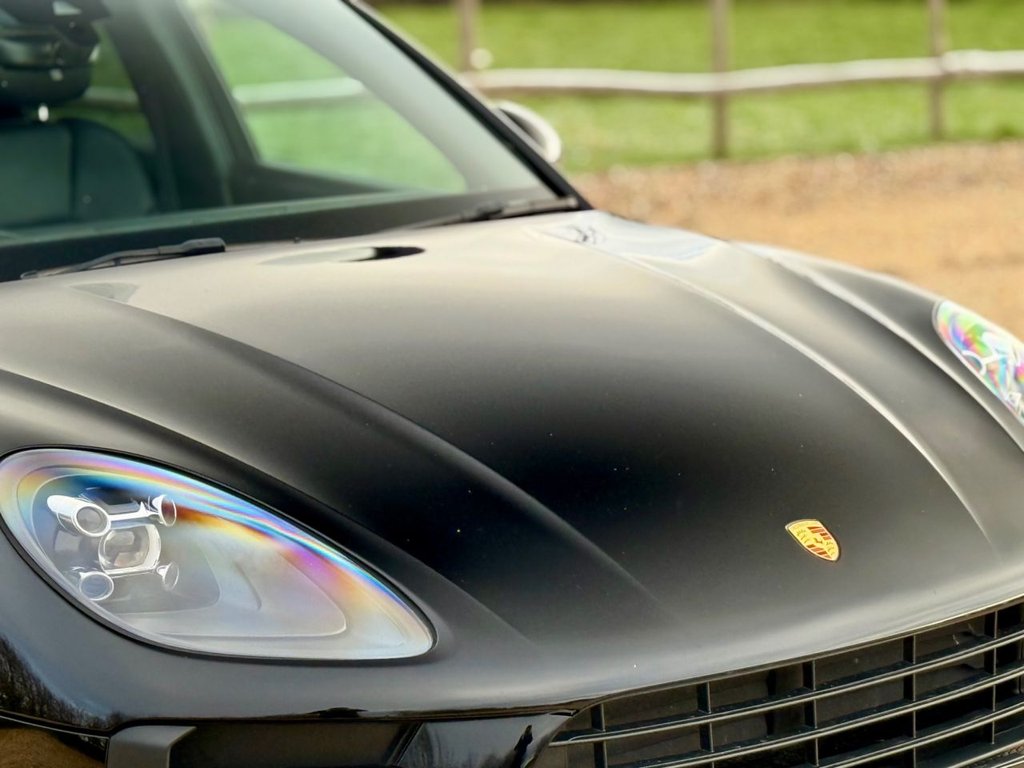 Used Porsche Macan 2021 for sale - 76632266: Photo 20