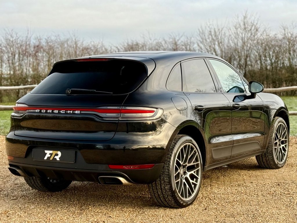 Used Porsche Macan 2021 for sale - 76632266: Photo 27