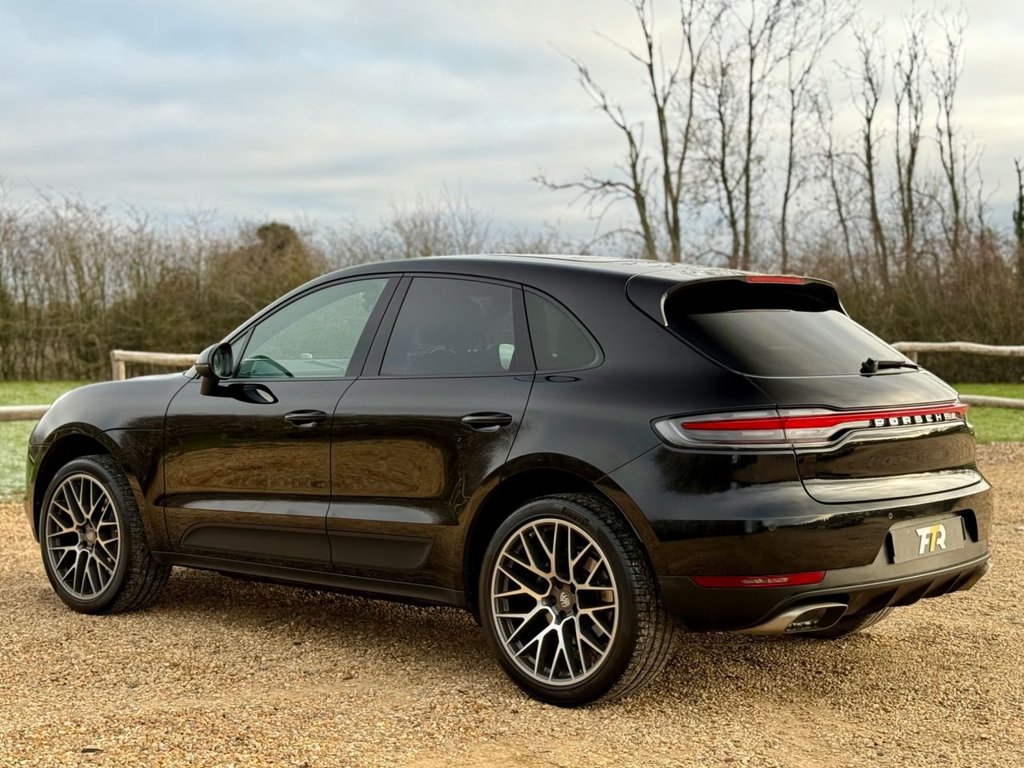 Used Porsche Macan 2021 for sale - 76632266: Photo 7