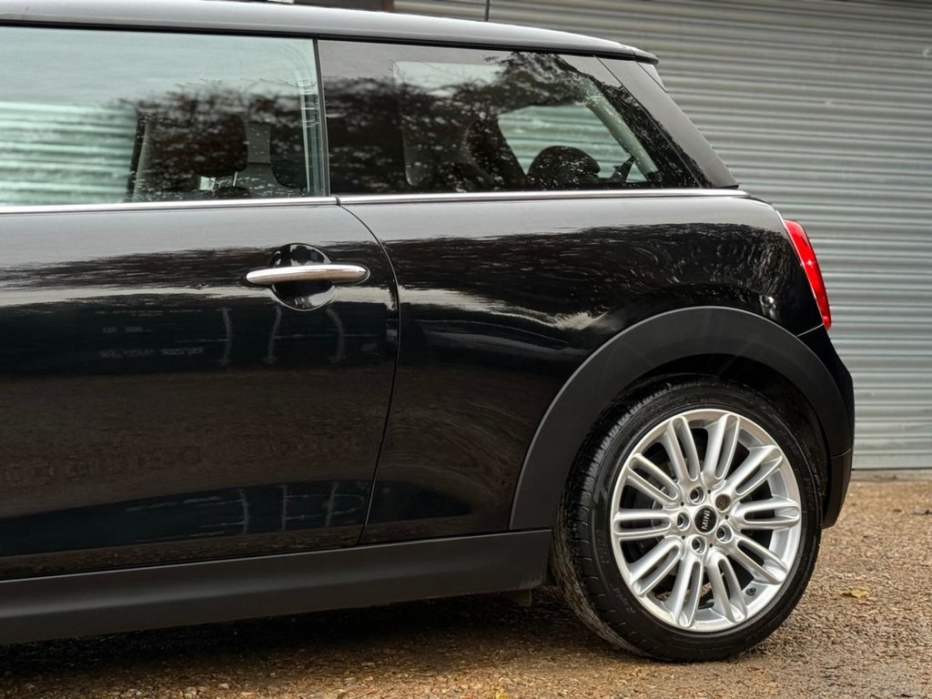 Used MINI Hatch 2018 for sale - 76417403: Photo 16