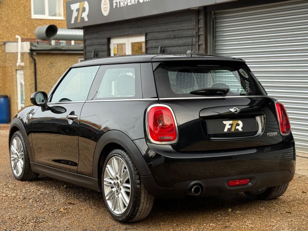 Used MINI Hatch 2018 for sale - 76417403: Photo 17
