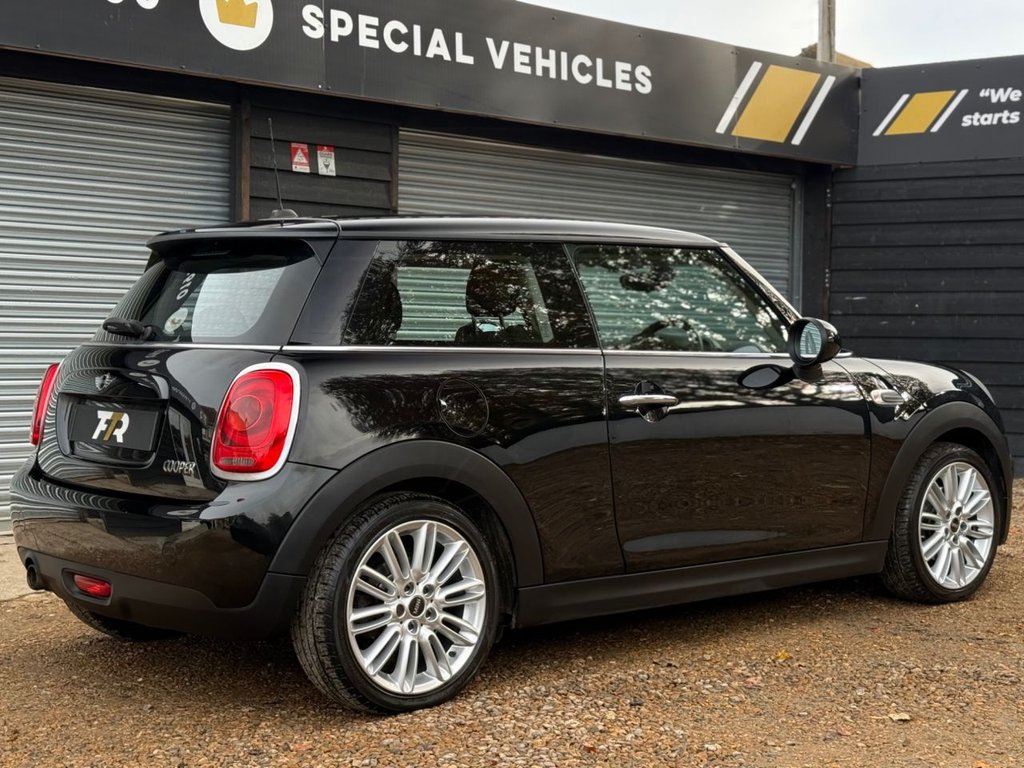 Used MINI Hatch 2018 for sale - 76417403: Photo 18