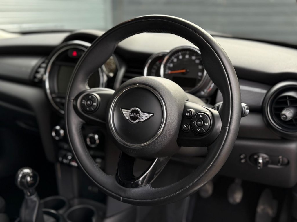 Used MINI Hatch 2018 for sale - 76417403: Photo 34