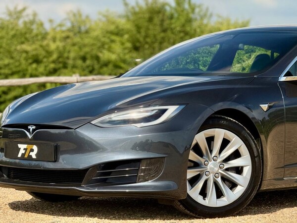 Used Tesla Model S 2017 for sale - 76260957: Photo 11