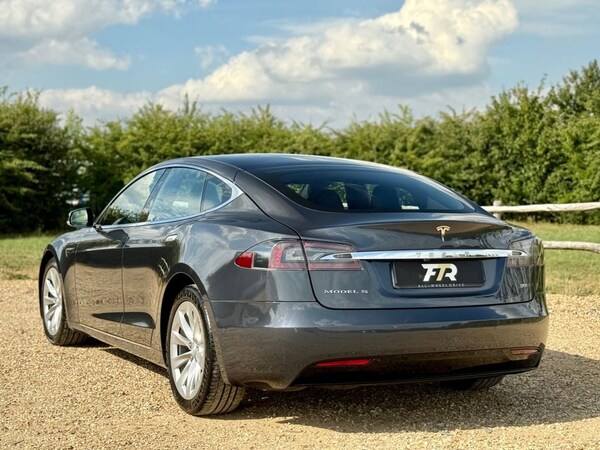 Used Tesla Model S 2017 for sale - 76260957: Photo 20