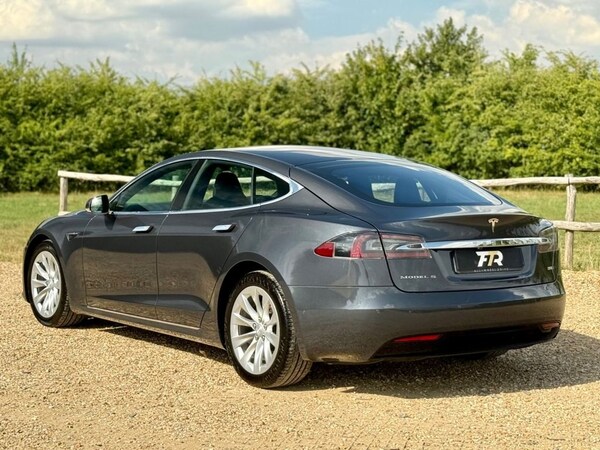 Used Tesla Model S 2017 for sale - 76260957: Photo 25