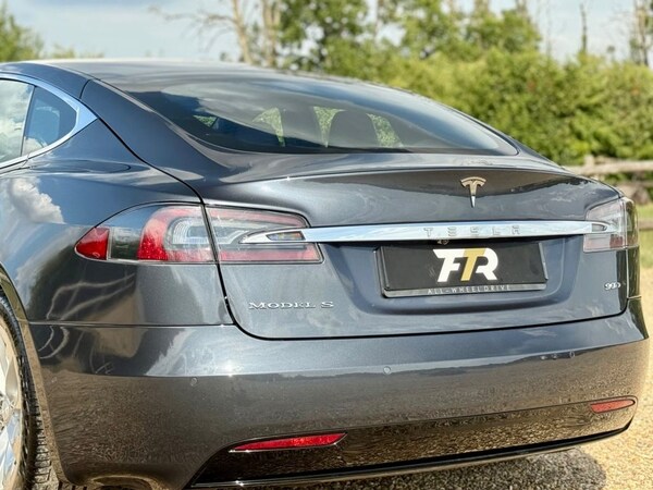 Used Tesla Model S 2017 for sale - 76260957: Photo 34