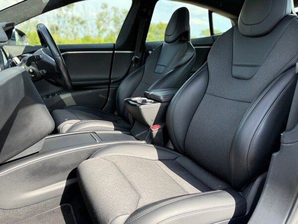 Used Tesla Model S 2017 for sale - 76260957: Photo 46