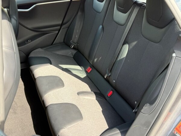 Used Tesla Model S 2017 for sale - 76260957: Photo 47
