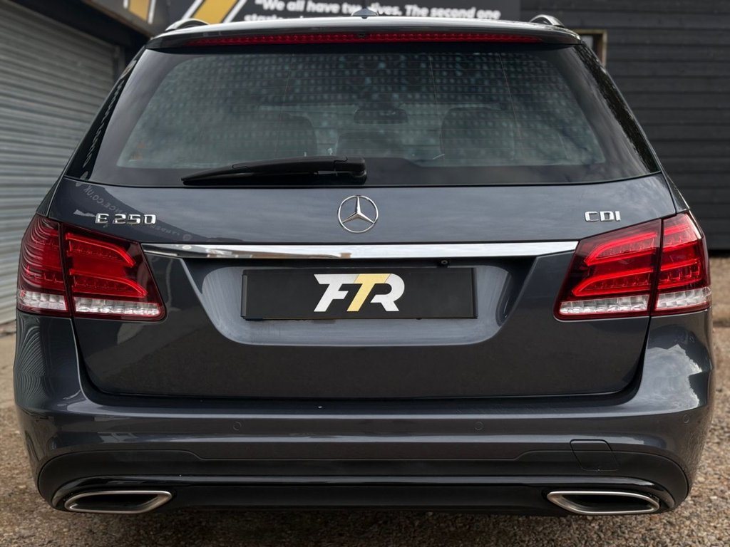 Used Mercedes-Benz E Class 2015 for sale - 76386294: Photo 23