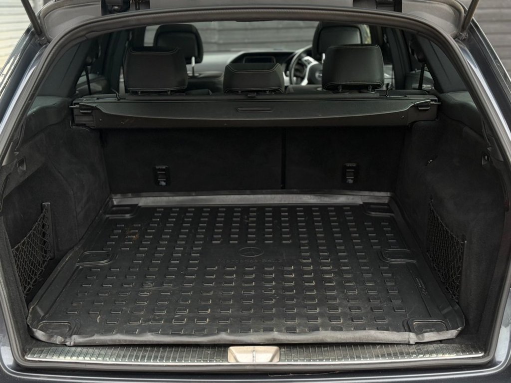 Used Mercedes-Benz E Class 2015 for sale - 76386294: Photo 28