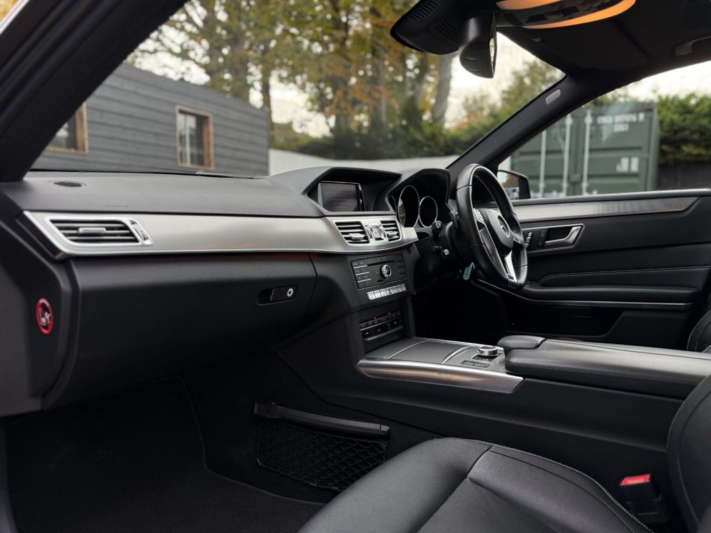 Used Mercedes-Benz E Class 2015 for sale - 76386294: Photo 32