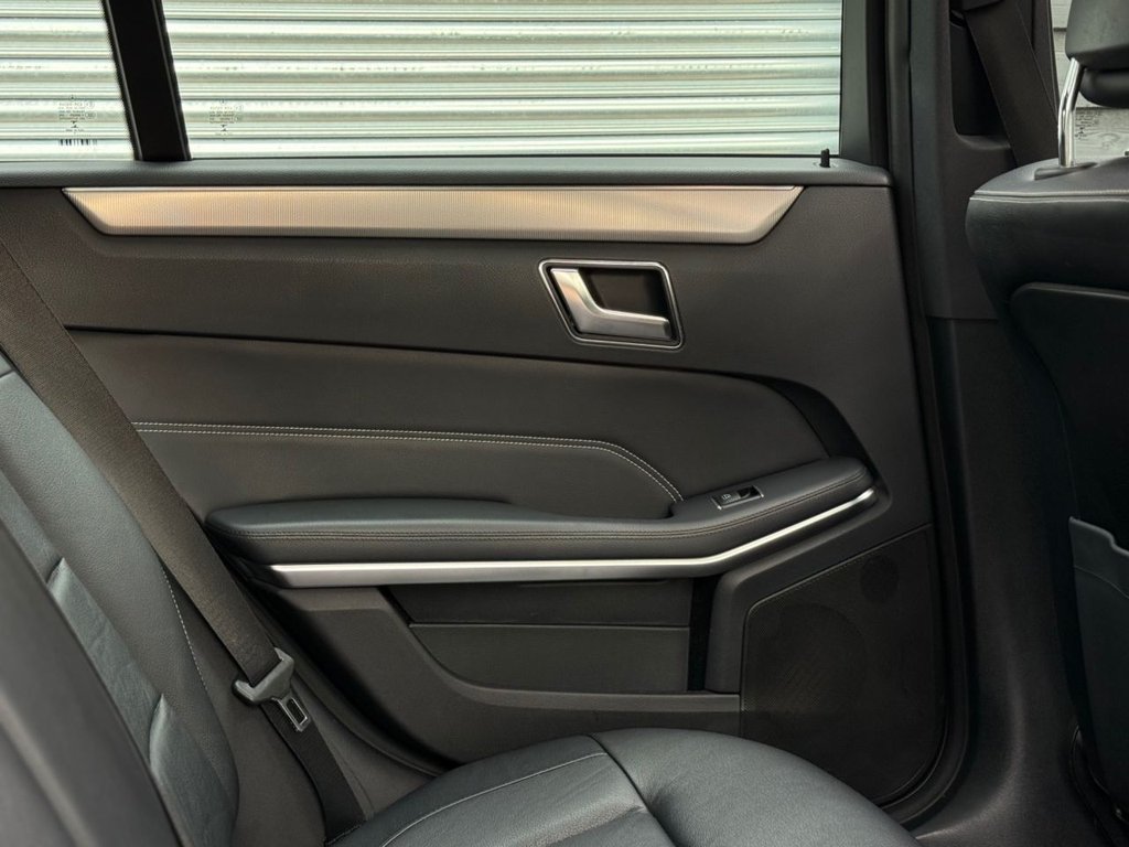 Used Mercedes-Benz E Class 2015 for sale - 76386294: Photo 39