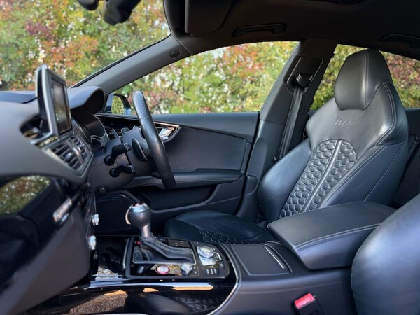Used Audi RS7 2015 for sale - 76260980: Photo 46