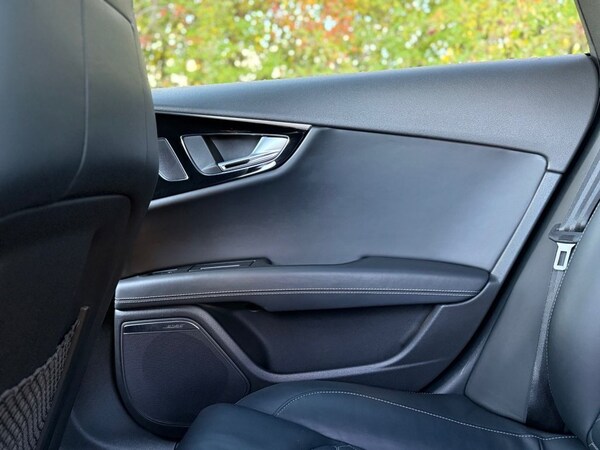 Used Audi RS7 2015 for sale - 76260980: Photo 49