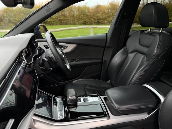 Used Audi Q8 2019 for sale - 76304359: Photo 44