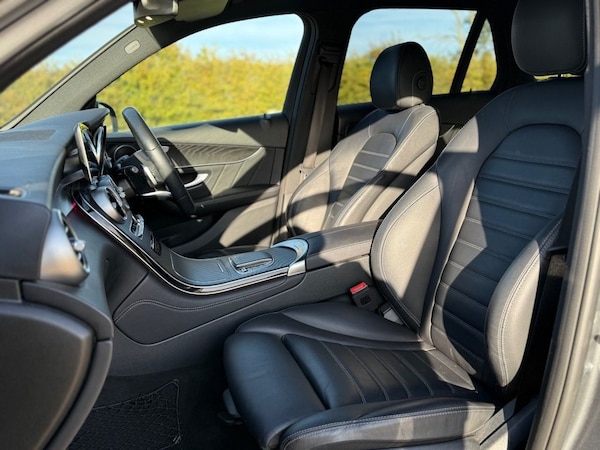 Used Mercedes-Benz GLC 2020 for sale - 76266872: Photo 39