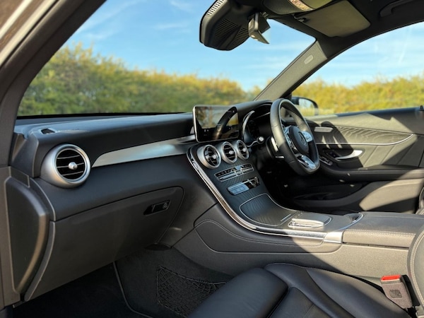 Used Mercedes-Benz GLC 2020 for sale - 76266872: Photo 46