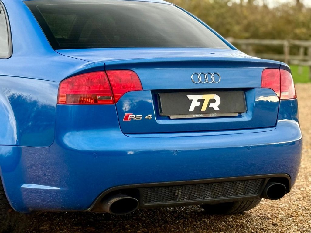 Used Audi RS4 2006 for sale - 76367764: Photo 32