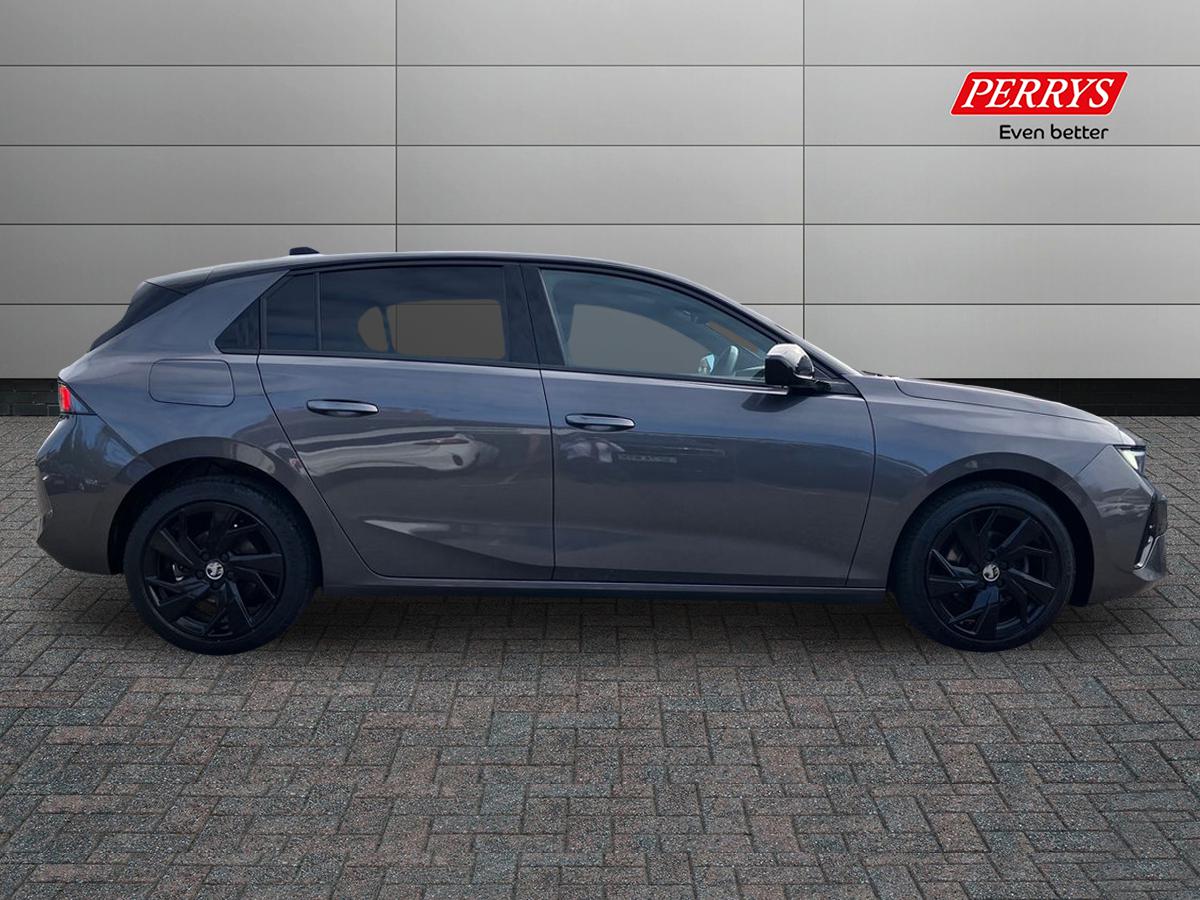 Used Vauxhall Astra 2022 for sale - 76192232: Photo 3