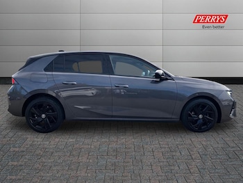 Used Vauxhall Astra 2022 for sale - 76192232: Photo 3