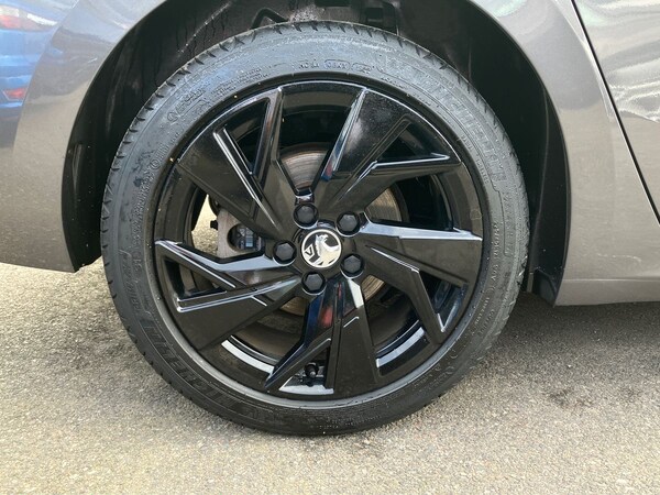 Used Vauxhall Astra 2022 for sale - 76192232: Photo 8
