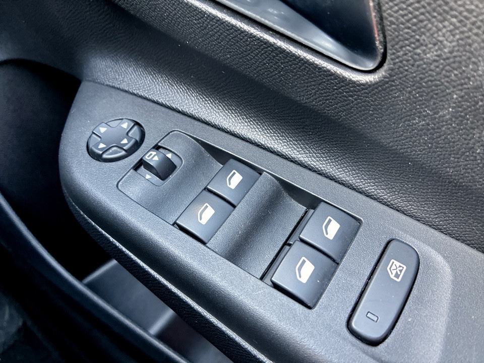 Used Vauxhall Corsa 2023 for sale - 77635573: Photo 33