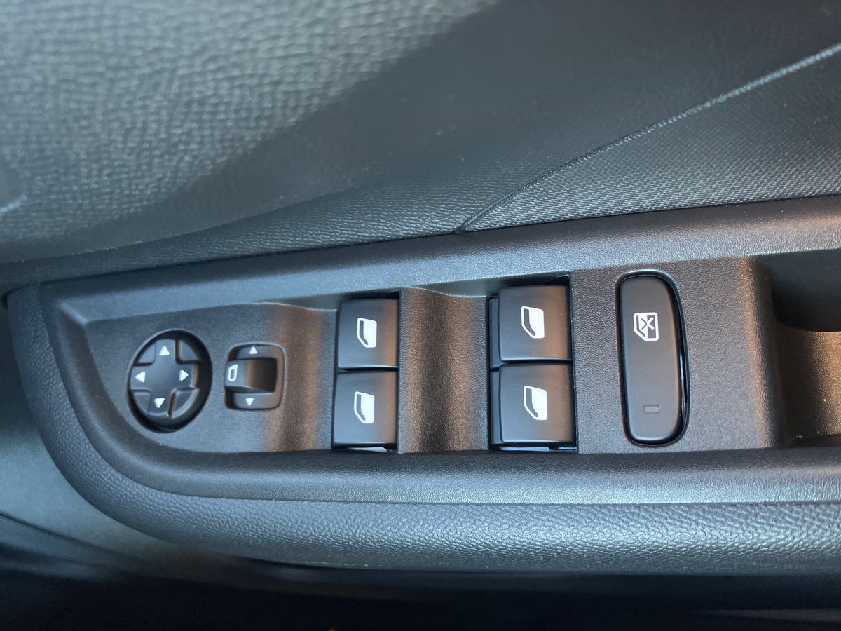 Used Vauxhall Frontera 2025 for sale - 76792543: Photo 18