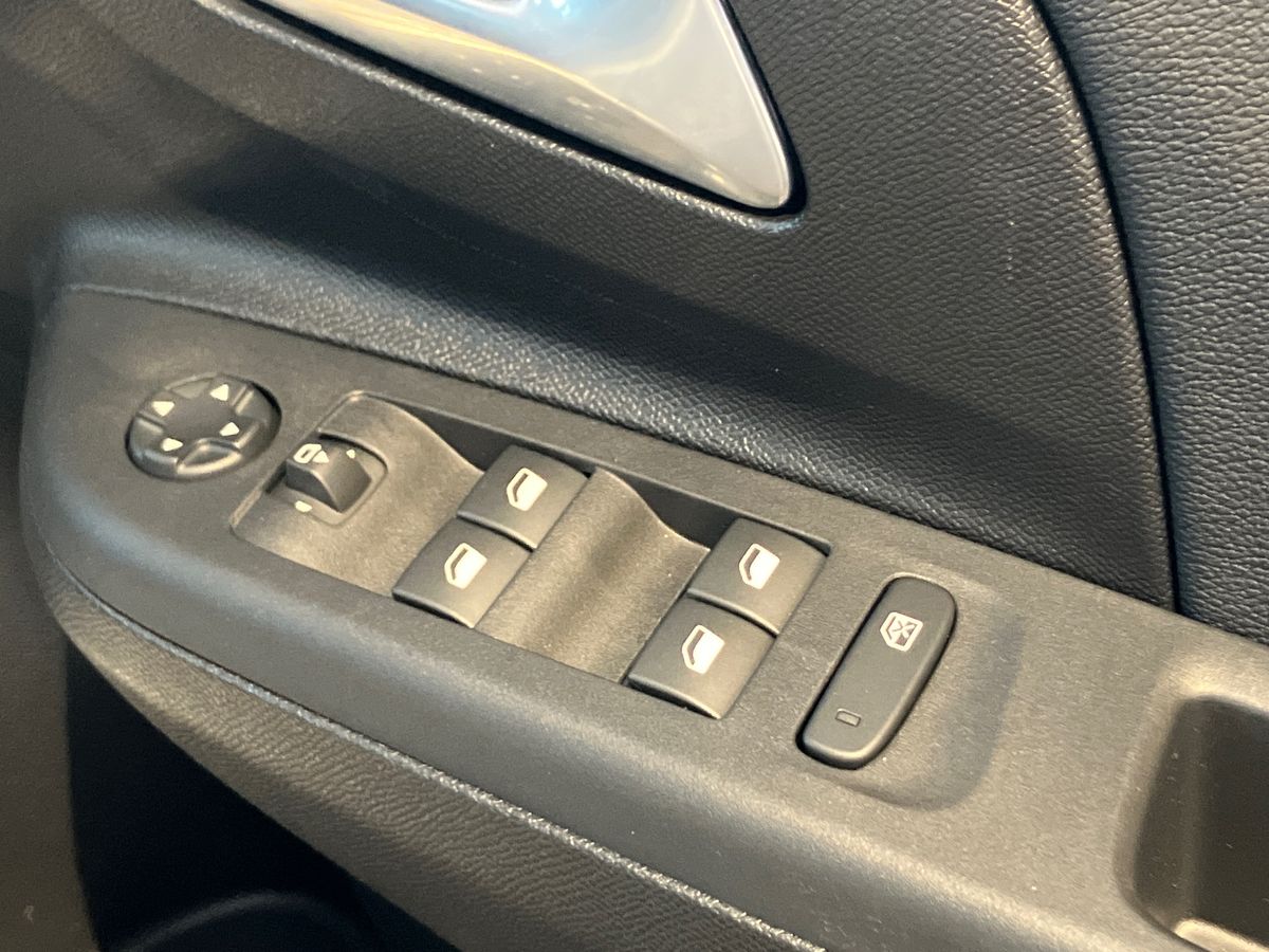 Used Vauxhall Corsa 2025 for sale - 76748610: Photo 18