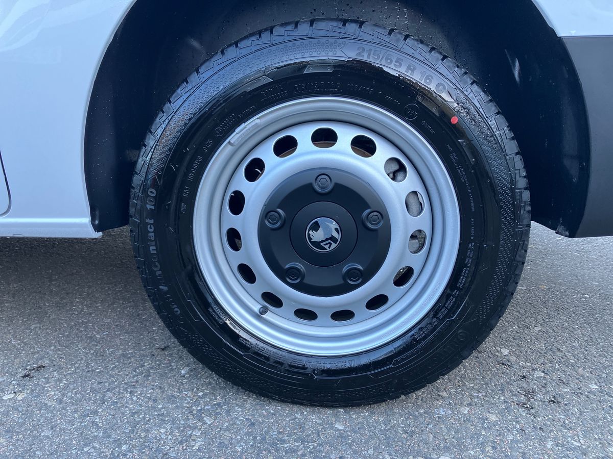 Used Vauxhall Vivaro 2025 for sale - 76807838: Photo 7