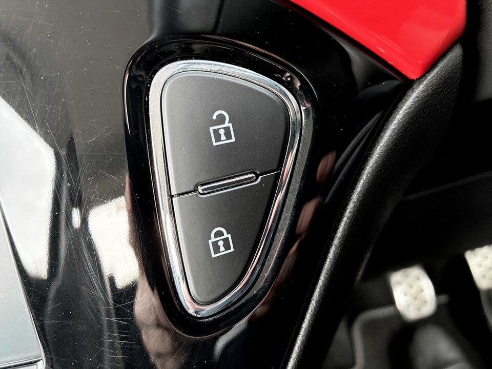 Used Vauxhall ADAM 2018 for sale - 77980483: Photo 31