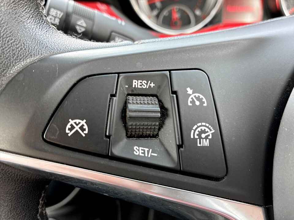 Used Vauxhall ADAM 2018 for sale - 77980483: Photo 32