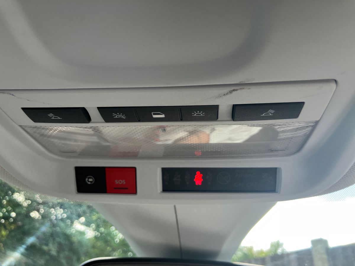Vehicle 28