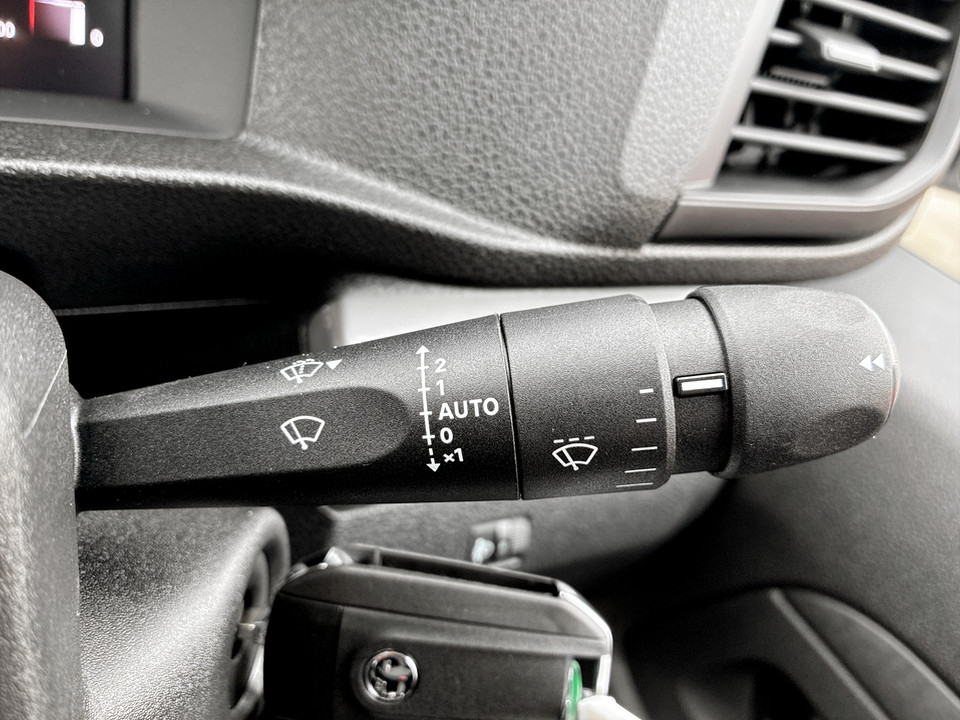 Used Vauxhall Vivaro 2025 for sale - 76807865: Photo 32