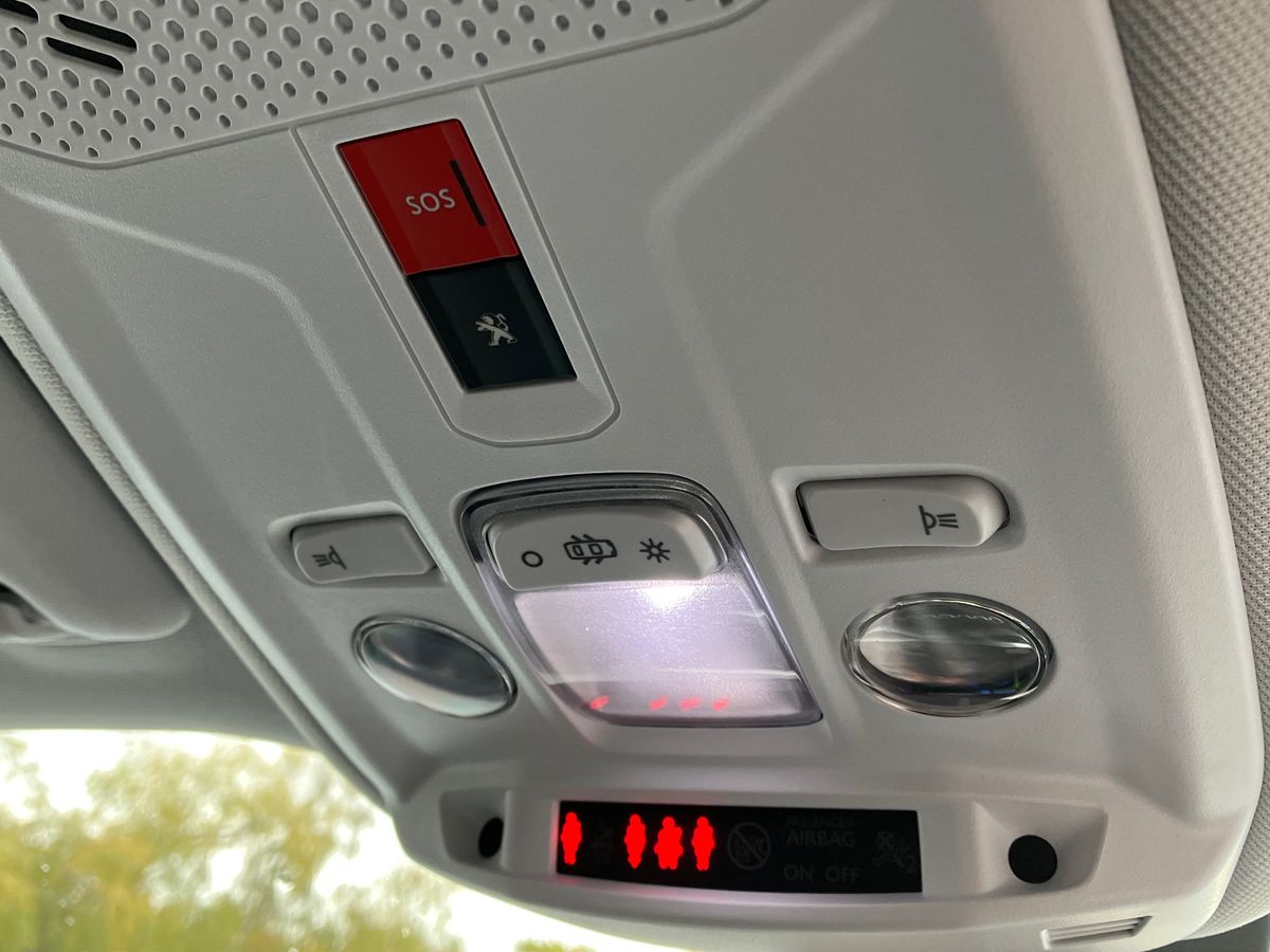 Used Peugeot 2008 2022 for sale - 77482478: Photo 33