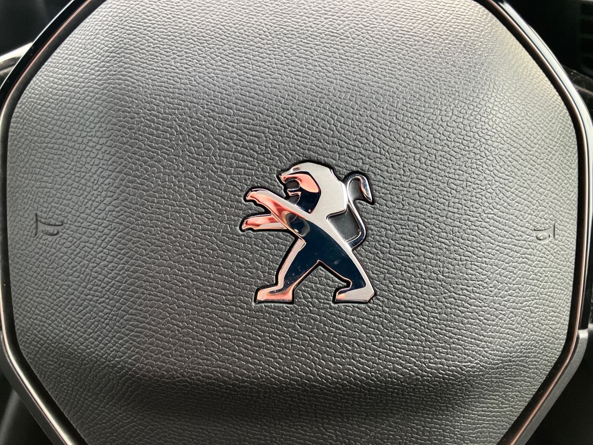 Used Peugeot 2008 2022 for sale - 77460647: Photo 31