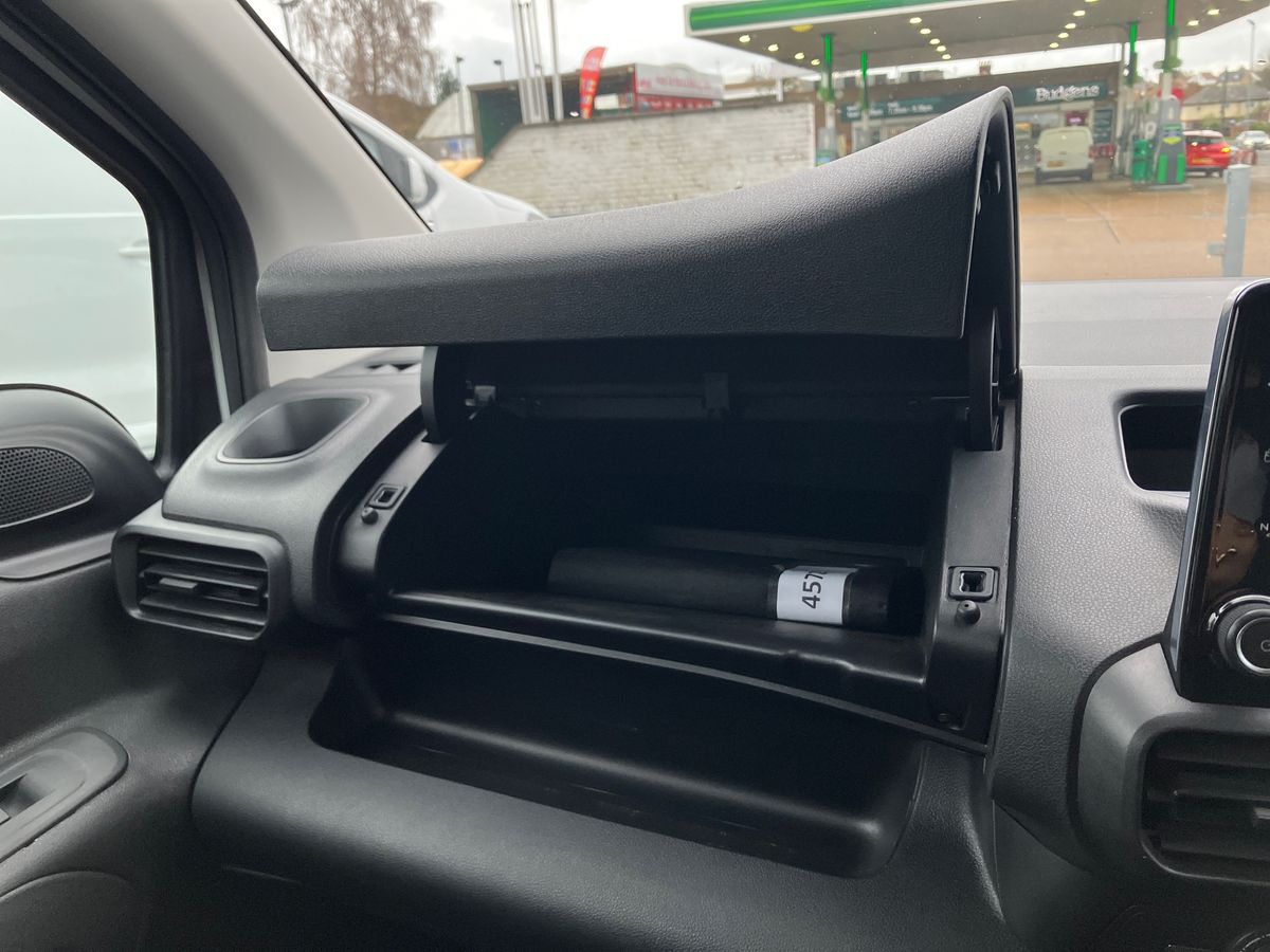 Used Vauxhall Combo 2020 for sale - 76565846: Photo 25