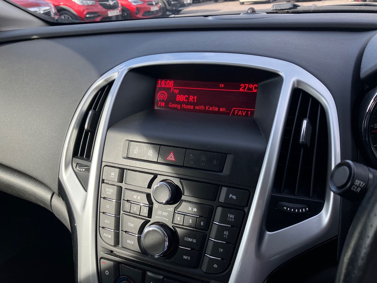 Used Vauxhall Astra 2014 for sale - 76090478: Photo 10