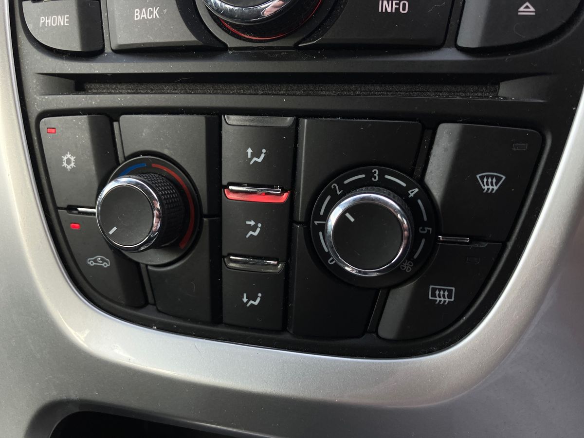 Used Vauxhall Astra 2014 for sale - 76090478: Photo 12