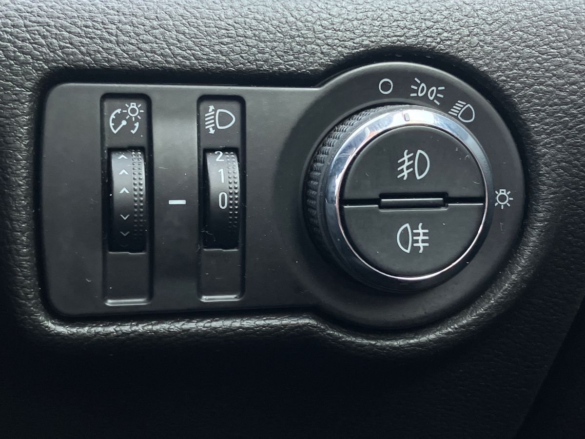 Used Vauxhall Astra 2014 for sale - 76090478: Photo 25